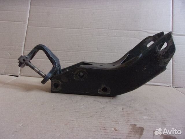 Дэу Эсперо, кронштейн двигателя задний 90304712