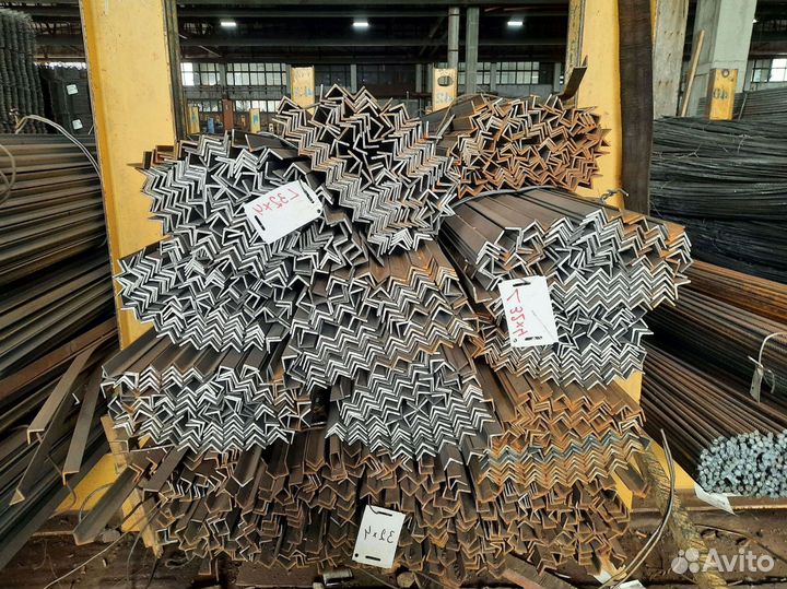 Уголок металлический 25х25х4 длина 6м Ст3