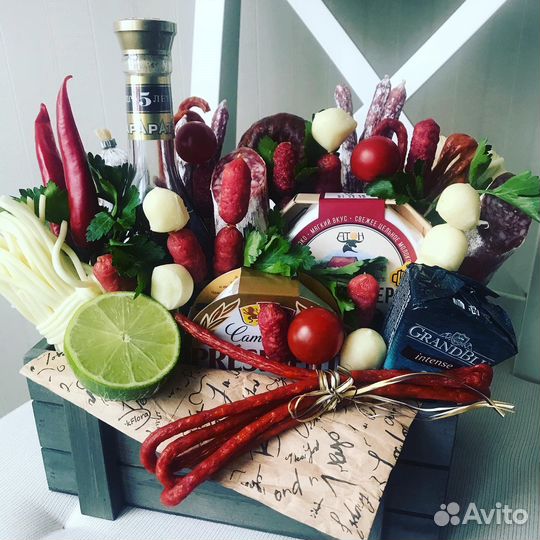 Изготовление открыток,папок,подарочных наборов