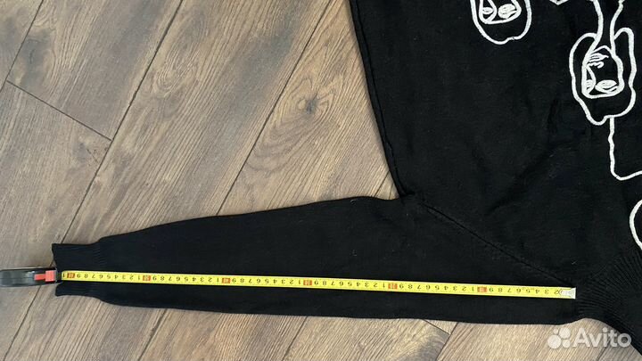 Свитер женский