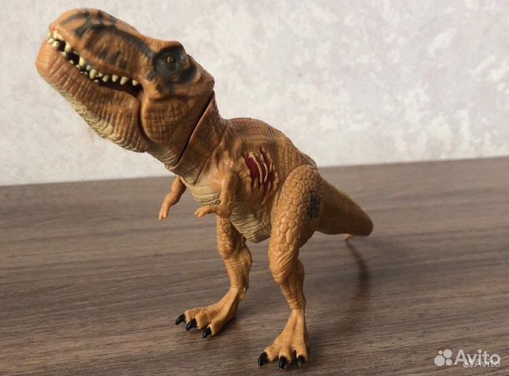 Динозавры игрушки Hasbro