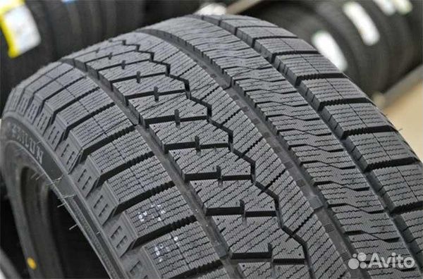 Sailun Ice Blazer Arctic SUV 255/55 R18 109