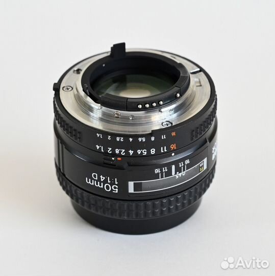 Объектив Nikon 50mm f/1.4D AF Nikkor