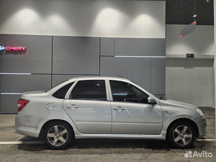 LADA Granta 1.6 МТ, 2013, 204 333 км
