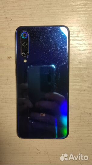Xiaomi Mi 9 SE, 6/64 ГБ