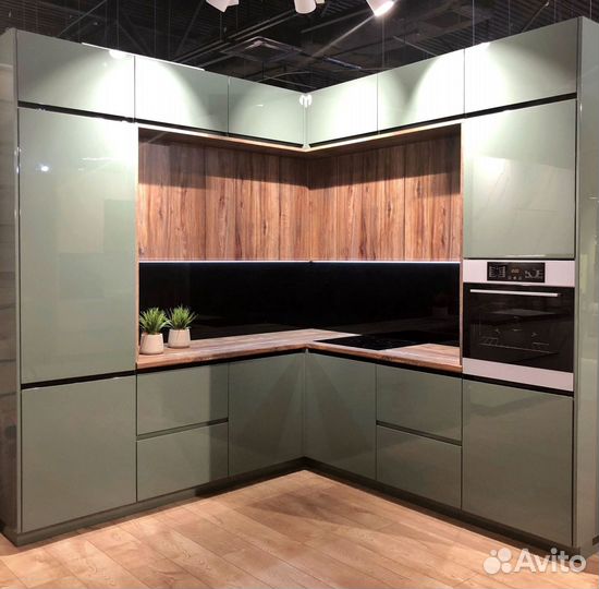 Кухонный гарнитур 