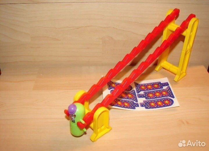 Макси киндер 90е игрушки