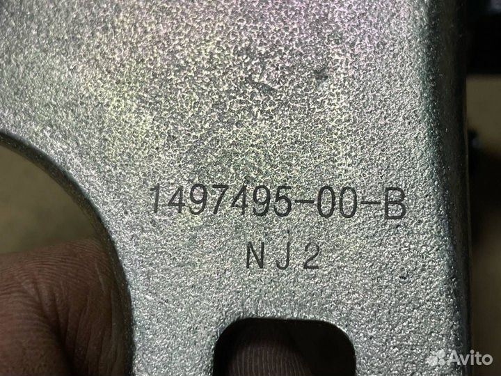 Петля двери задней левой Tesla Model Y 2021