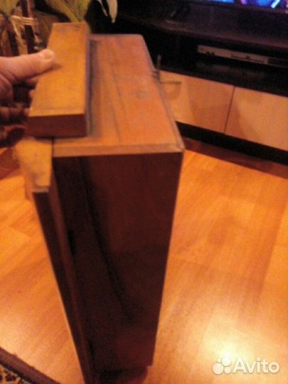 Часы настенные янтарь