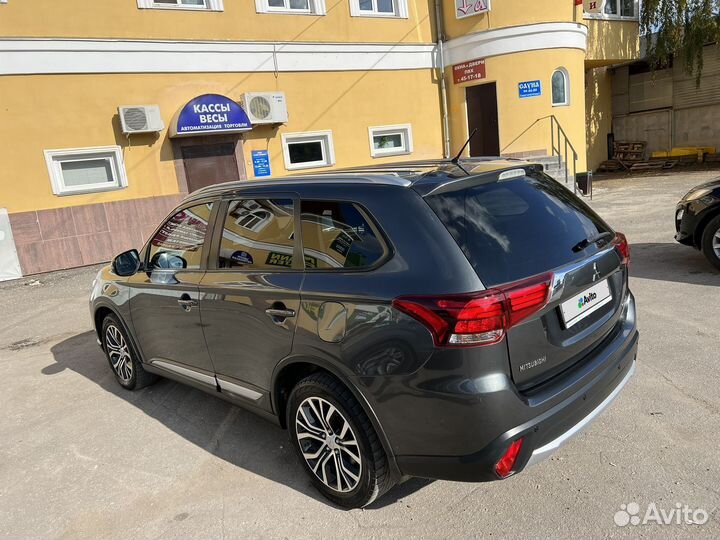 Mitsubishi Outlander 2 CVT, 2015, 139 949 км
