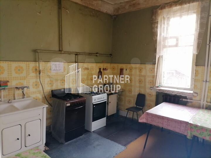 Комната 16,3 м² в > 9-к., 2/4 эт.