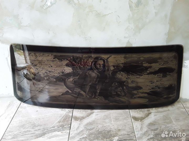 Задние стекло на ваз 2106