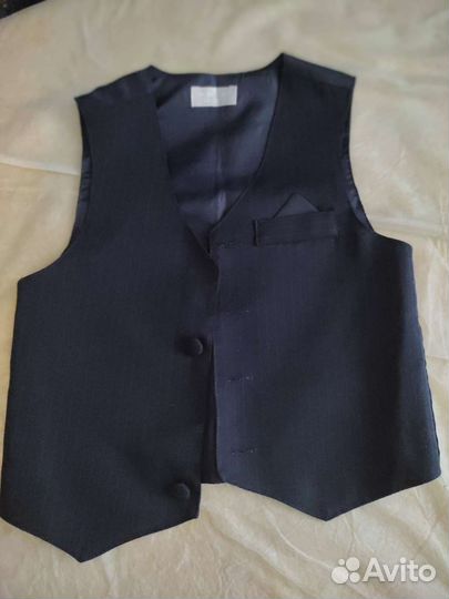 Двое брюк и жилет