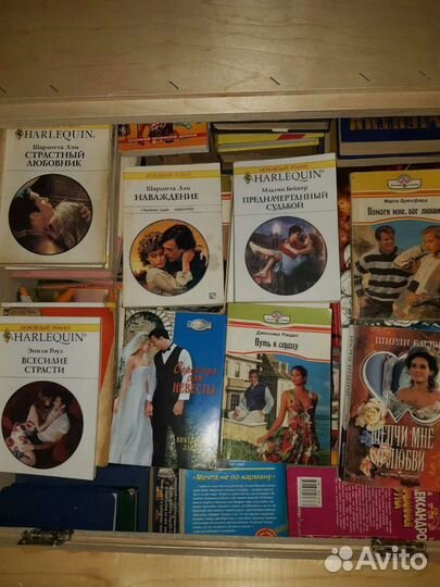 Любовные романы и Детективы