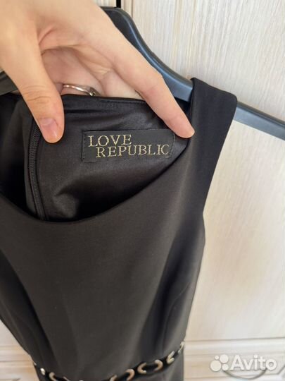 Платье женское