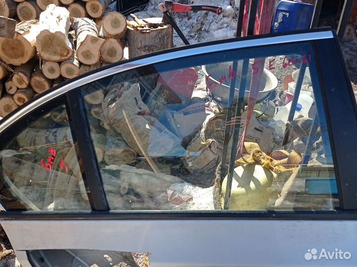 Стекло заднее правое бмв 5 e60 е 61