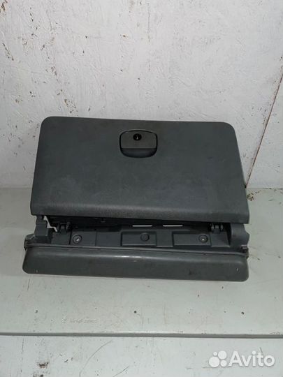 Бардачок Chevrolet Lacetti седан F14D3 2006