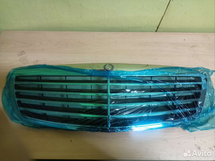 Решетка радиатора mercedes w221
