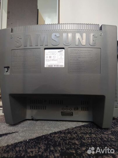 Телевизор samsung