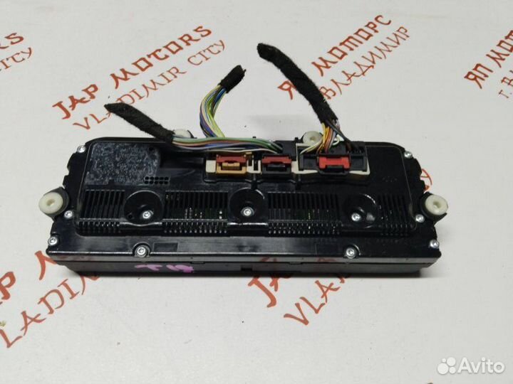 Блок управления климат-контролем Volkswagen Tiguan