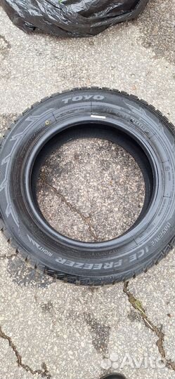 Toyo Observe Ice-Freezer 175/65 R14 40K