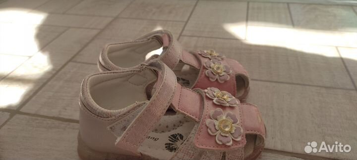 Обувь для девочки бесплатно