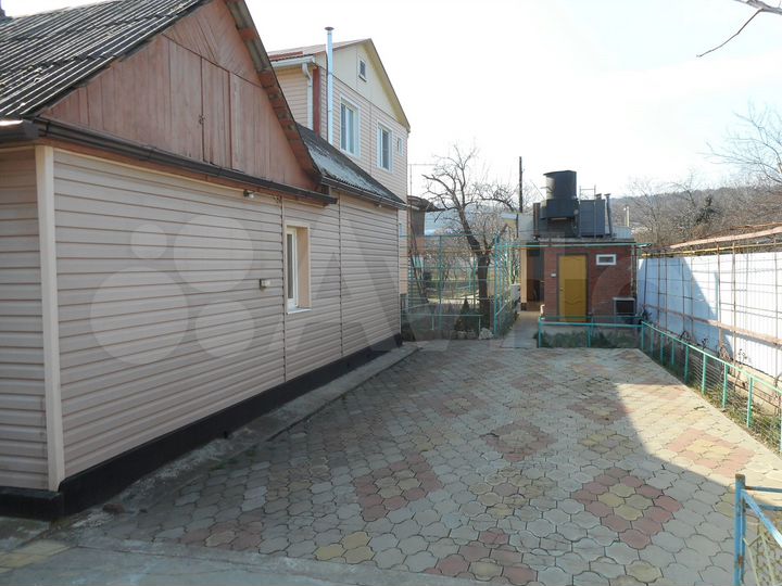 Дом 150 м² на участке 7 сот.