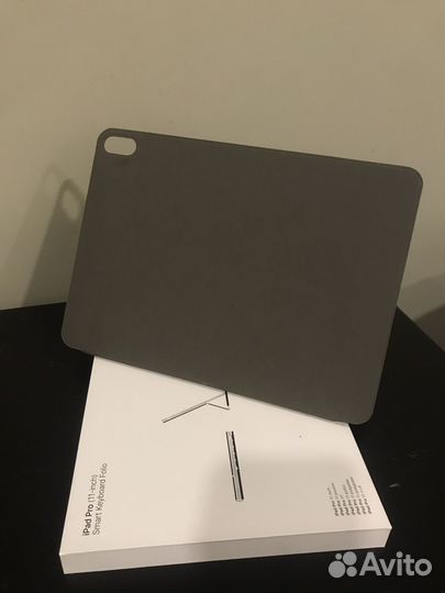 Чехол с подставкой фирменный i-pad pro 11