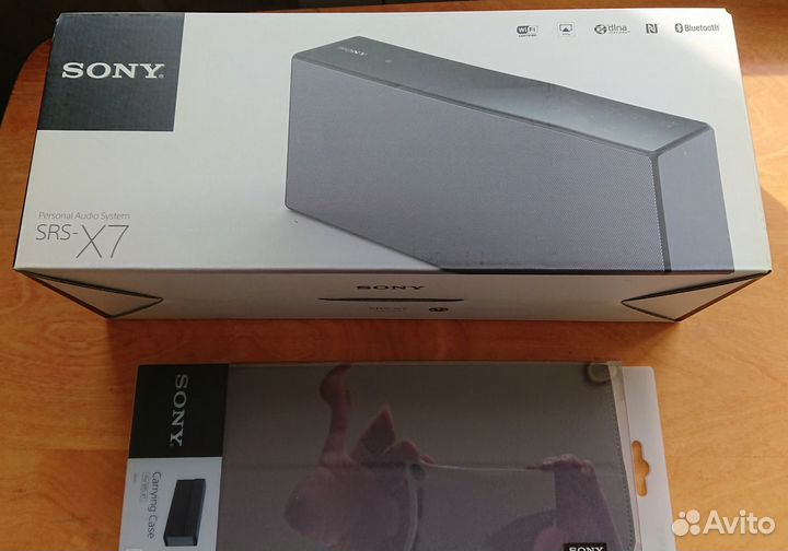 Sony SRS-X7. Портативная колонка с 7 динамиками