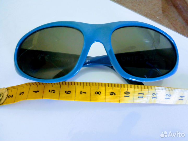 Очки солнцезащитные детские, новые, размер 22-24