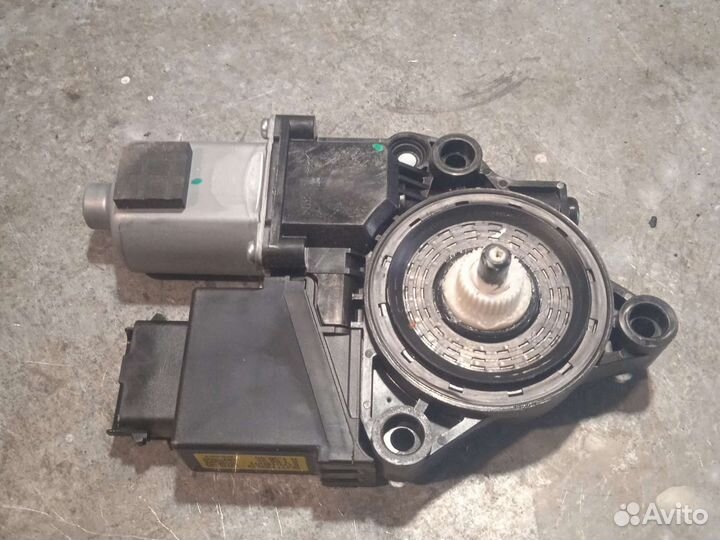 Моторчик стеклоподъемника Fr Rh kia sportage 4