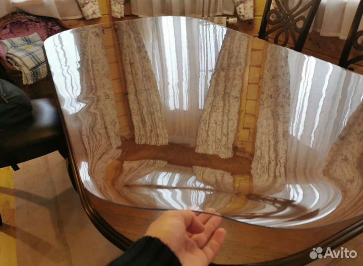 Гибкое мягкое стекло