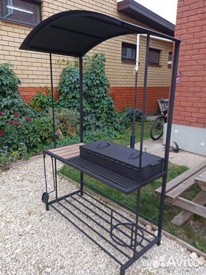 Мангал с крышей 
