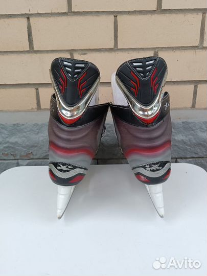 Хоккейные коньки bauer X6.0 размер 8Sr(Pro)