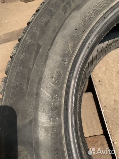 Michelin X-Ice North 4 225/65 R17