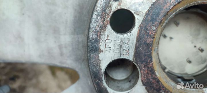Диски Audi 4f0601025aj с шинами