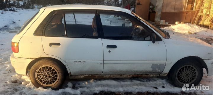 Toyota Starlet 1.3 AT, 1991, битый, 200 000 км