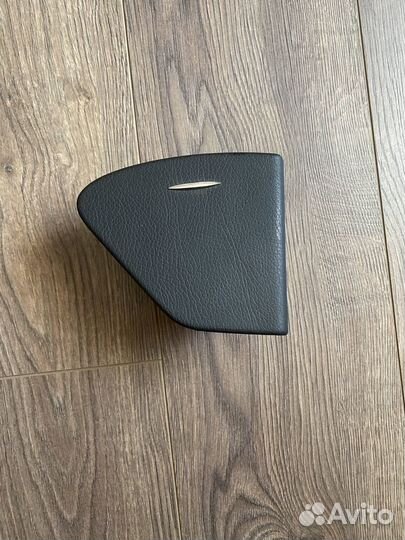 Пепельница задняя левая Mercedes W211