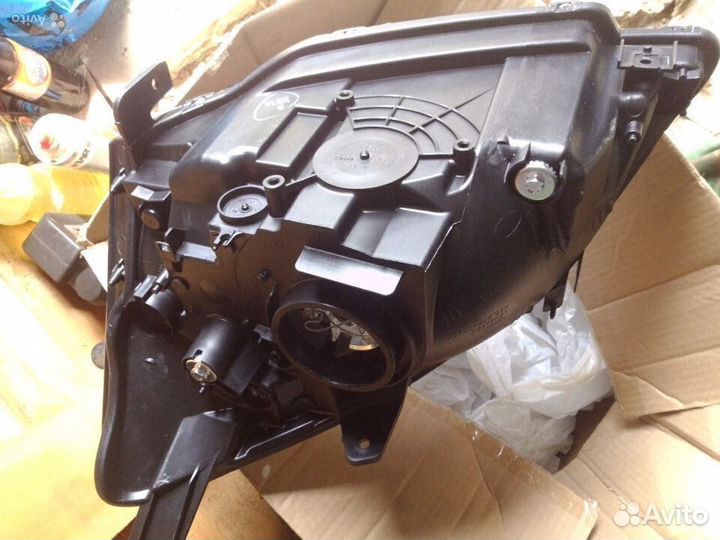 Honda Civic фара 00-06 х\б кузова EU