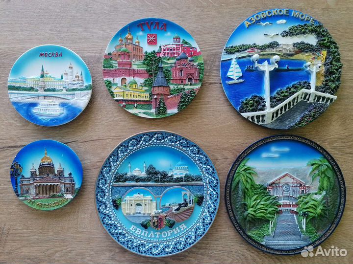 Сувенирные тарелки