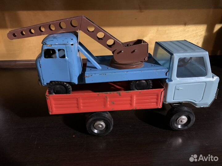 Железный грузовик СССР