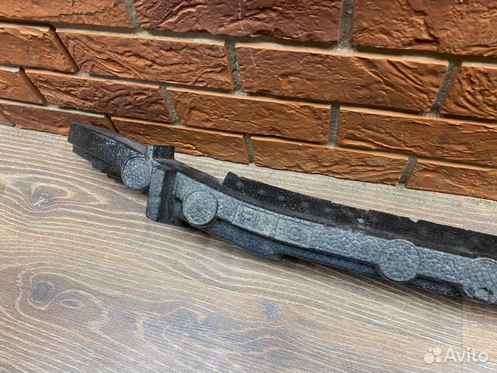 Наполнитель переднего бампера Subaru XV G24 2017+