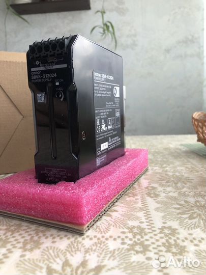 Блок питания omron на дин рейку 2 штуки