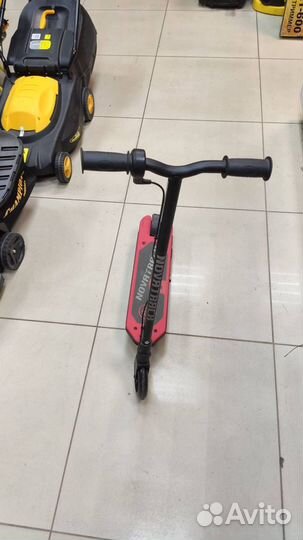 Электросамокат novatrack escoo красный