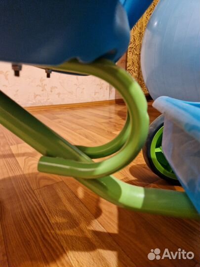 Трехколесный велосипед