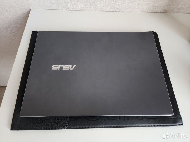 Asus Zenbook 14X oled UX5400EG