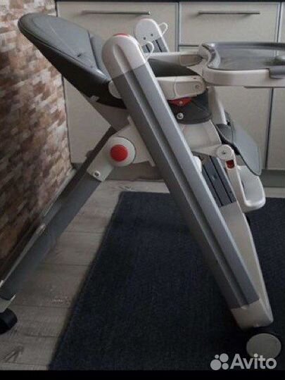 Стульчик для кормления nuovita