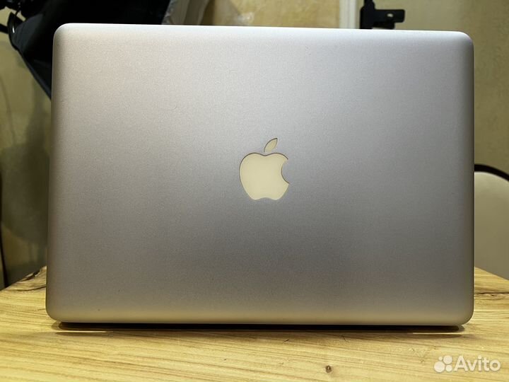 Ноутбук MacBook Pro 13 2011