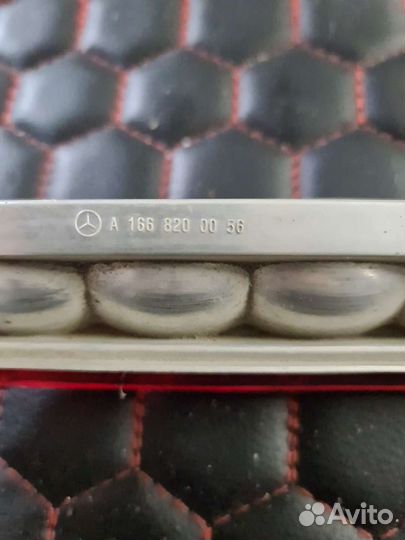 Дополнительный стоп сигнал Mercedes ML166