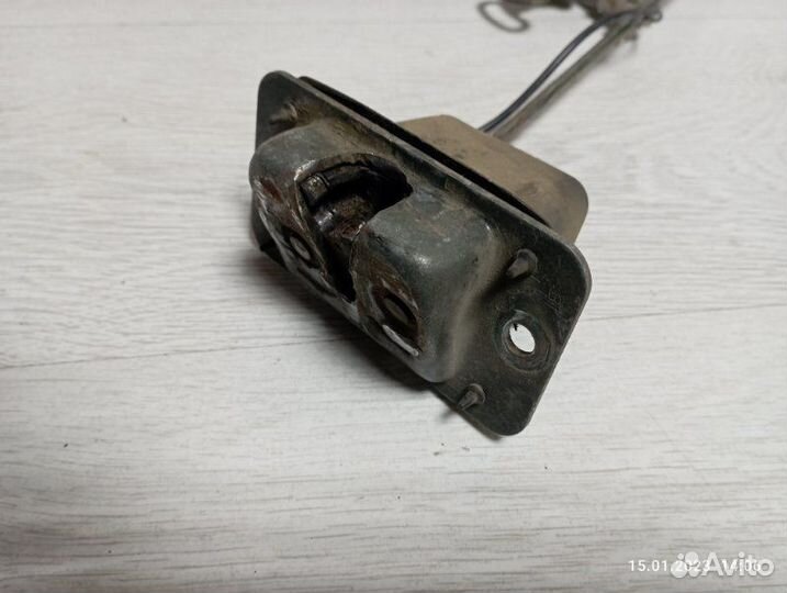 Замок багажника Mazda Bongo Friendee sglr-106274